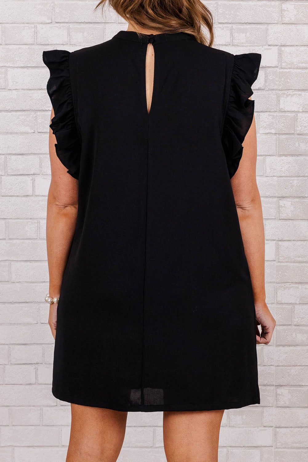 Black Keyhole Back Ruffled Plus Shift Dress